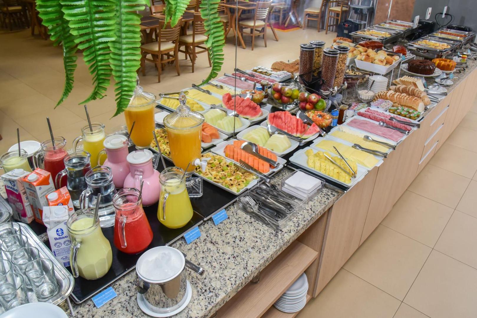 Hotel Plaza Garden Cascavel  Esterno foto
